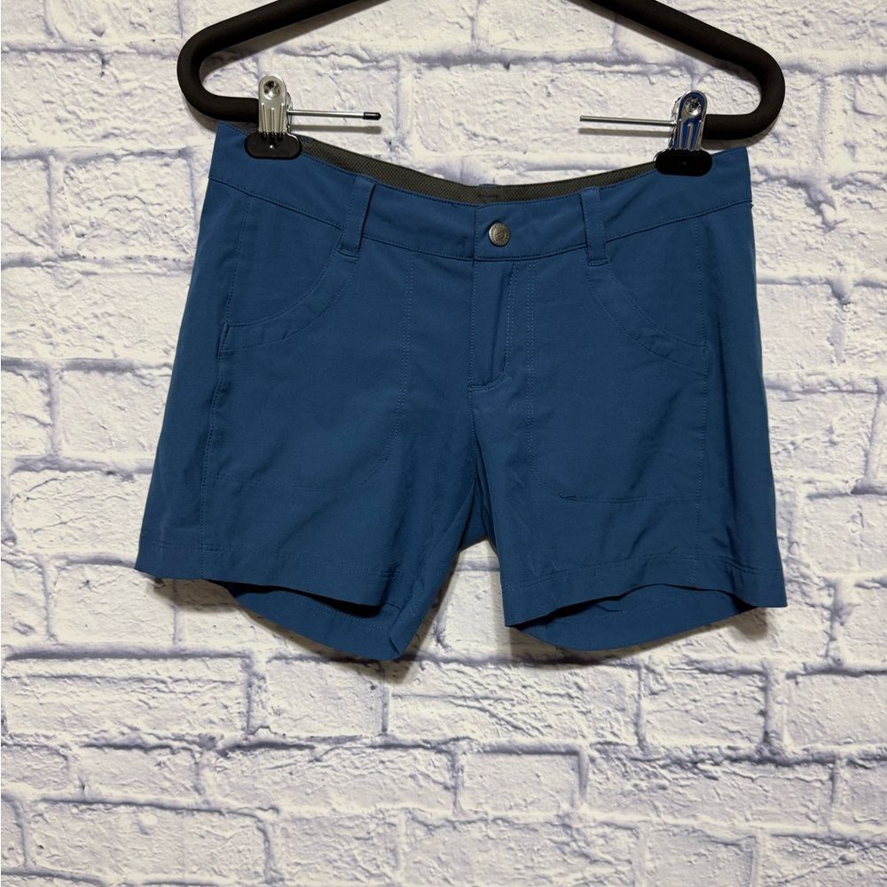 Patagonia
W's Happy Hike Shorts
Style #
21230
Size 2